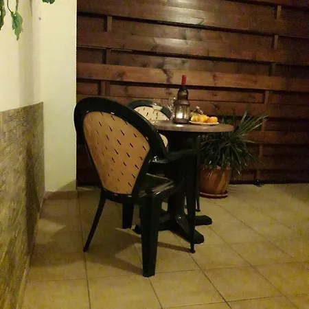 Elena's Studio Апартаменты *